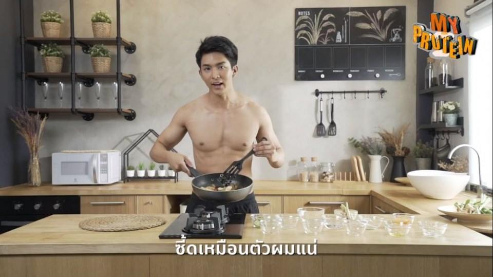 เป็นรายการสอนทำอาหารที่น่าดูมว๊ากกกก