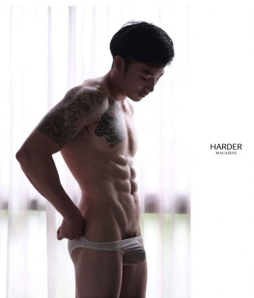 หนุ่มหล่อขึ้นปก 201