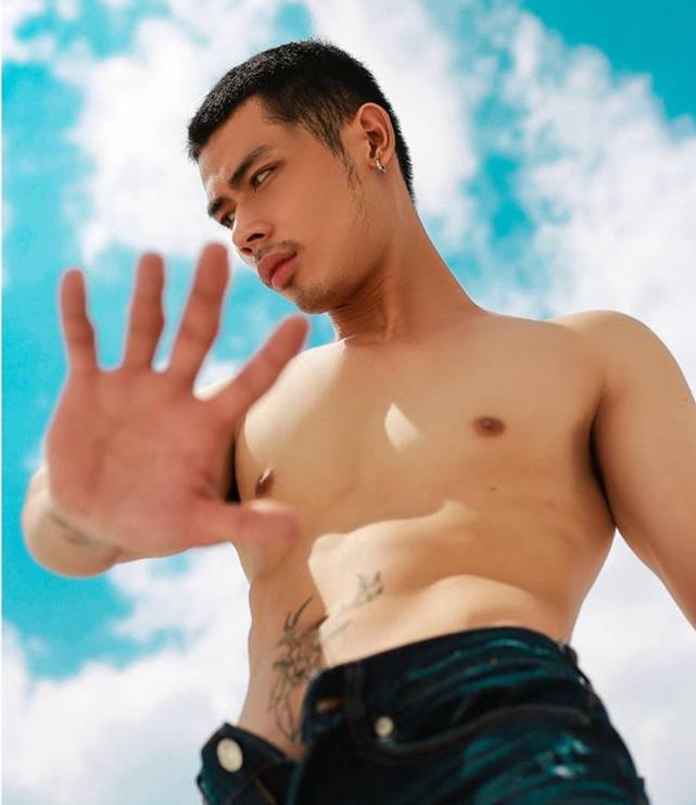 หล่อบ้างน่ารักบ้าง ๒๗