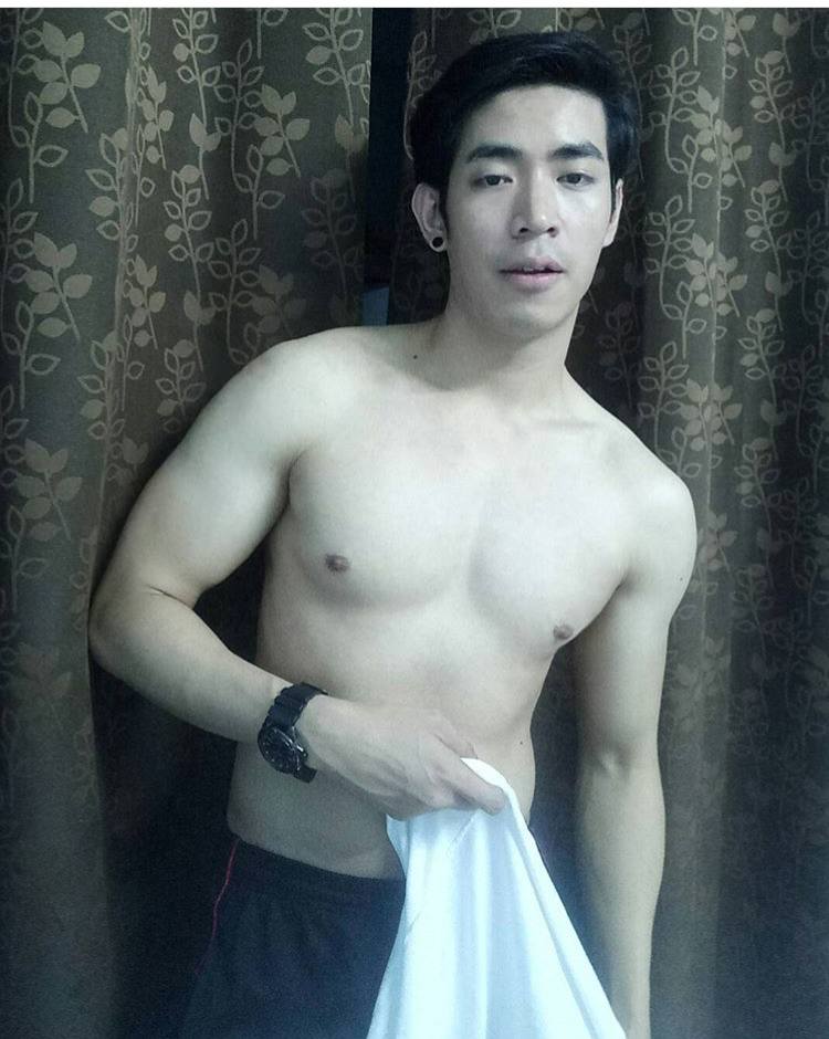 หล่อบ้างน่ารักบ้าง ๒๗