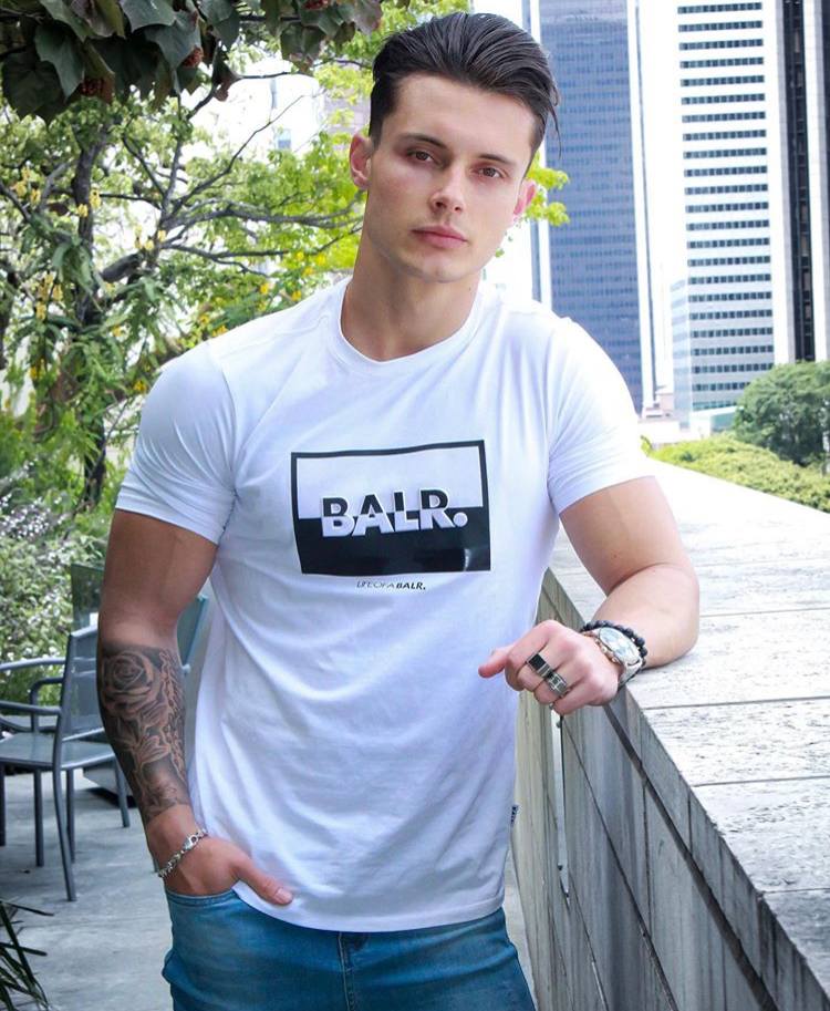 หล่อบ้างน่ารักบ้าง ๒๘