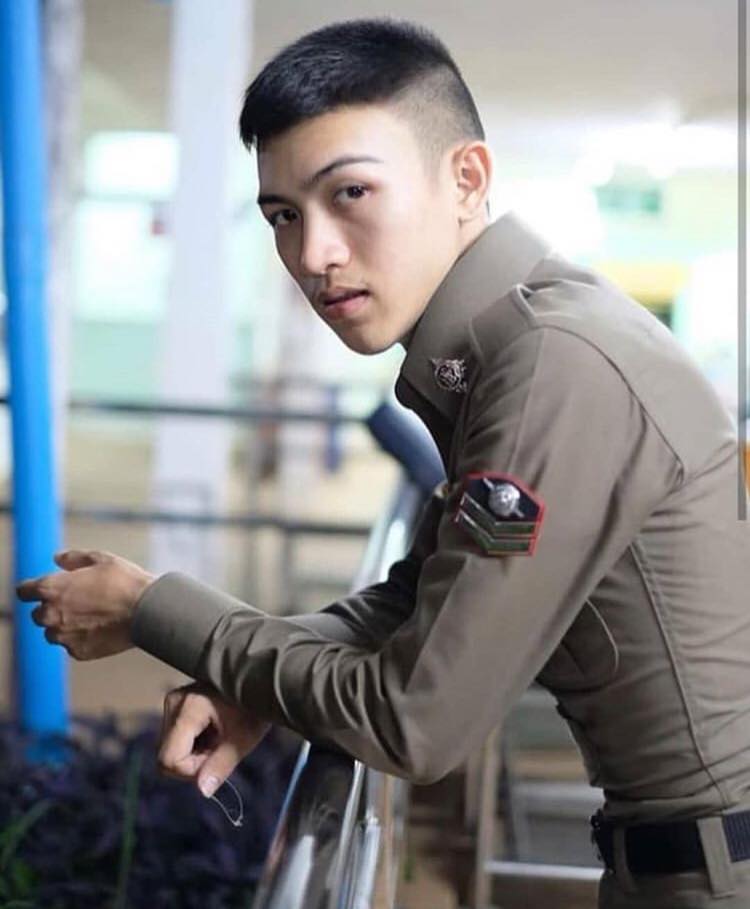 หล่อบ้างน่ารักบ้าง ๓๑