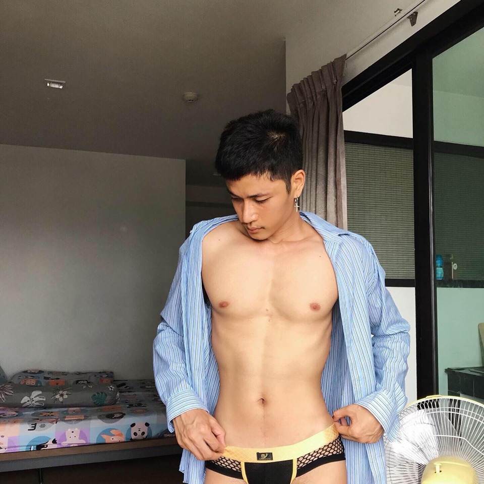 หล่อบ้างน่ารักบ้าง ๓๒