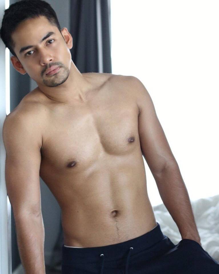 หล่อบ้างน่ารักบ้าง ๓๒