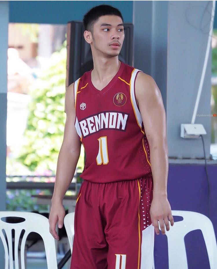 หล่อบ้างน่ารักบ้าง ๓๓