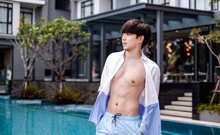 หล่อบ้างน่ารักบ้าง ๓๓