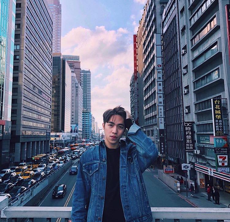 หล่อบ้างน่ารักบ้าง ๓๔