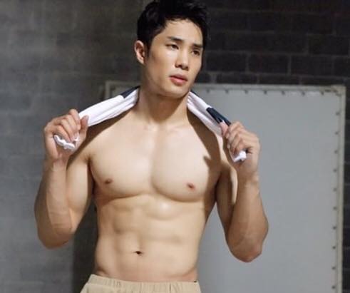 หล่อบ้างน่ารักบ้าง ๓๔