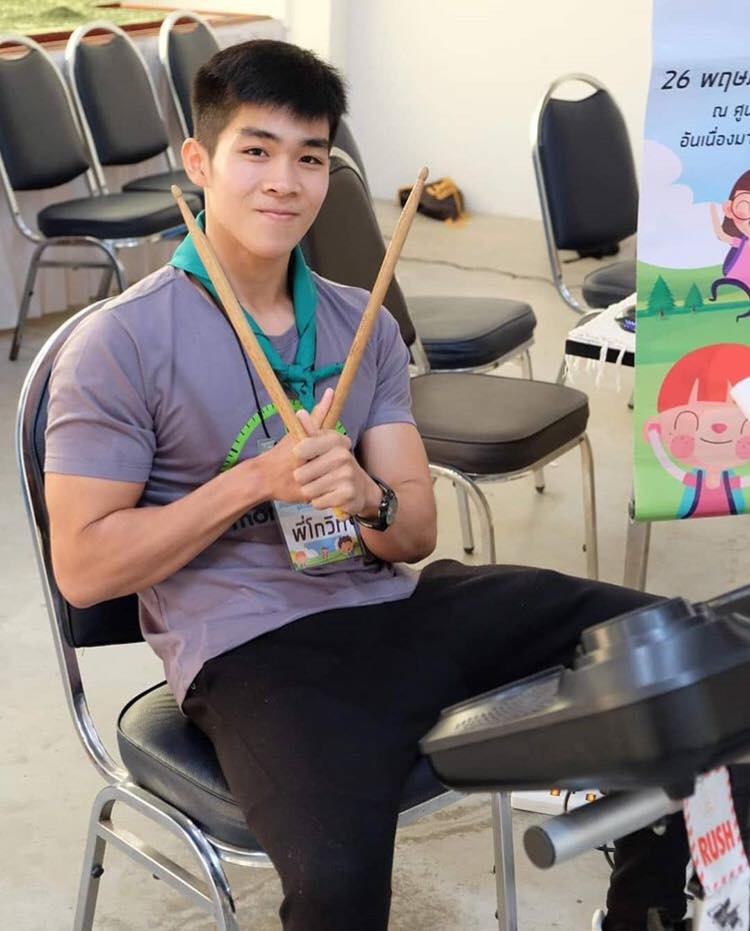 หล่อบ้างน่ารักบ้าง ๓๔