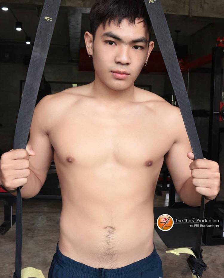 หล่อบ้างน่ารักบ้าง ๓๙