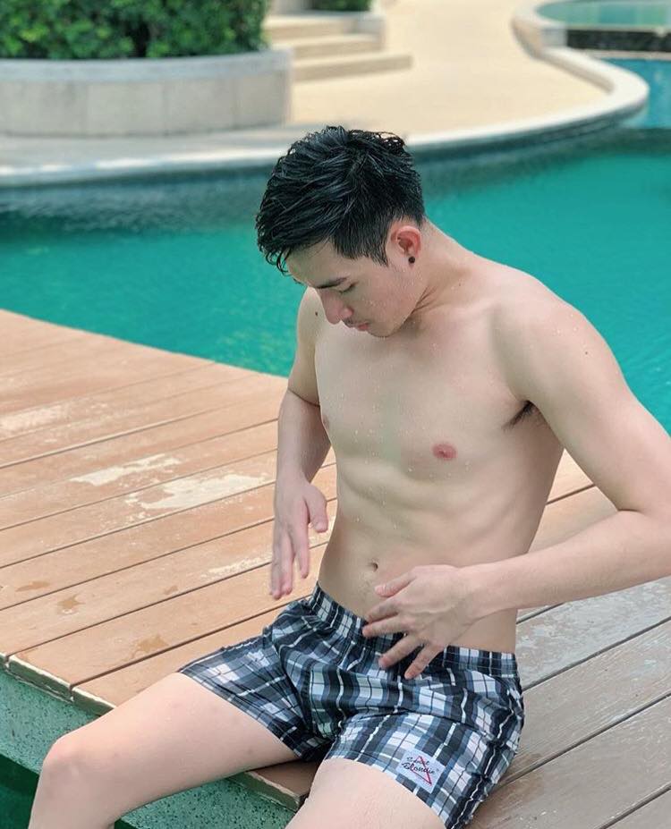หล่อบ้างน่ารักบ้าง ๔๑