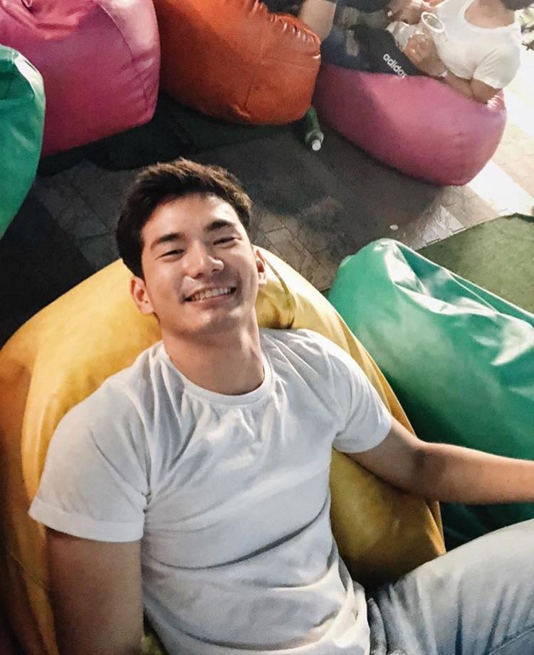 หล่อบ้างน่ารักบ้าง ๔๒