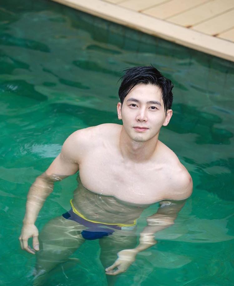 หล่อบ้างน่ารักบ้าง ๔๒