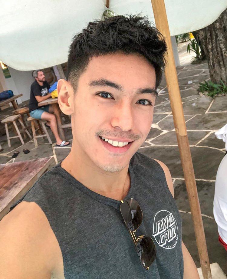 หล่อบ้างน่ารักบ้าง ๔๒