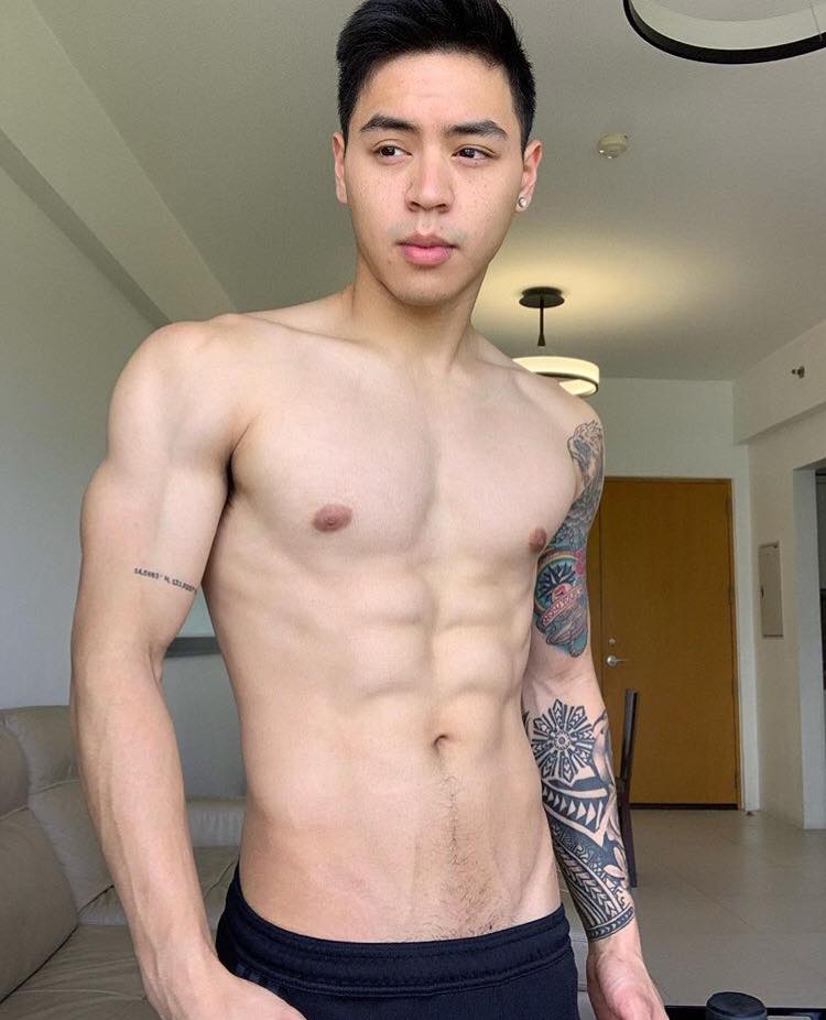 หล่อบ้างน่ารักบ้าง ๔๓