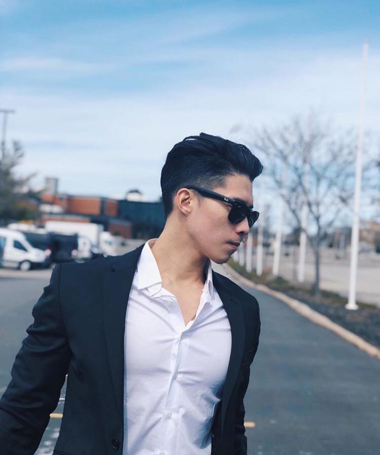 หล่อบ้างน่ารักบ้าง ๔๔