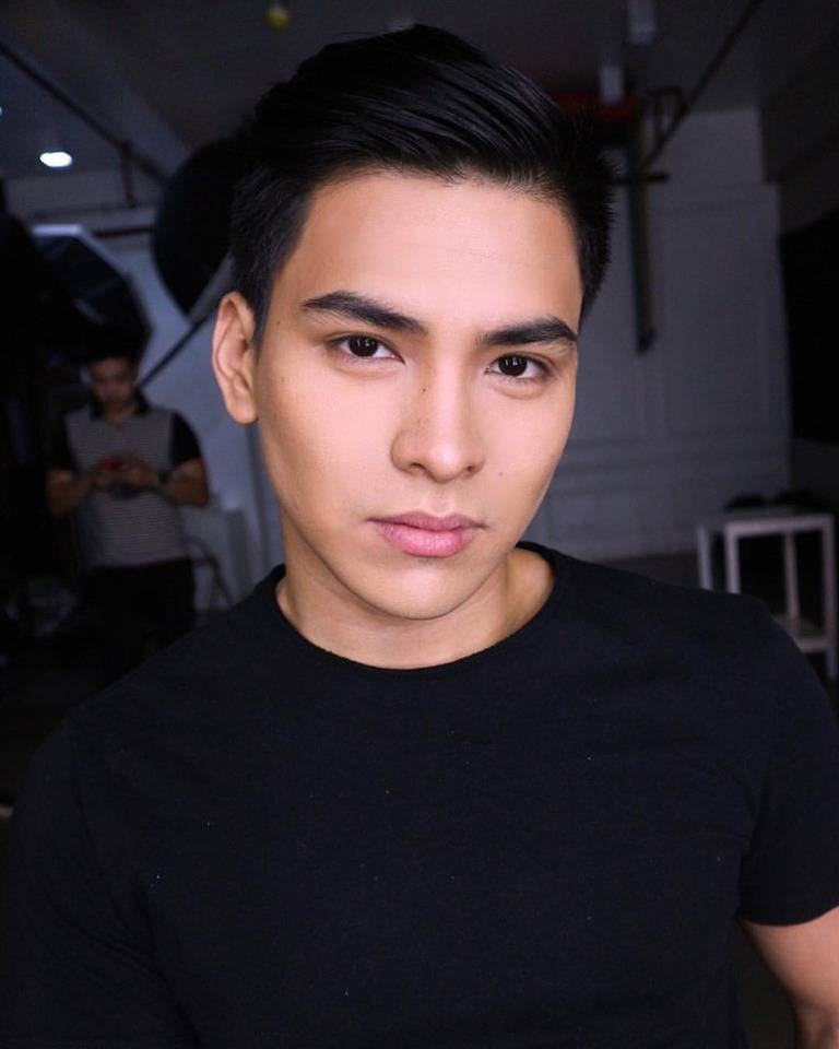 หล่อบ้างน่ารักบ้าง ๔๗