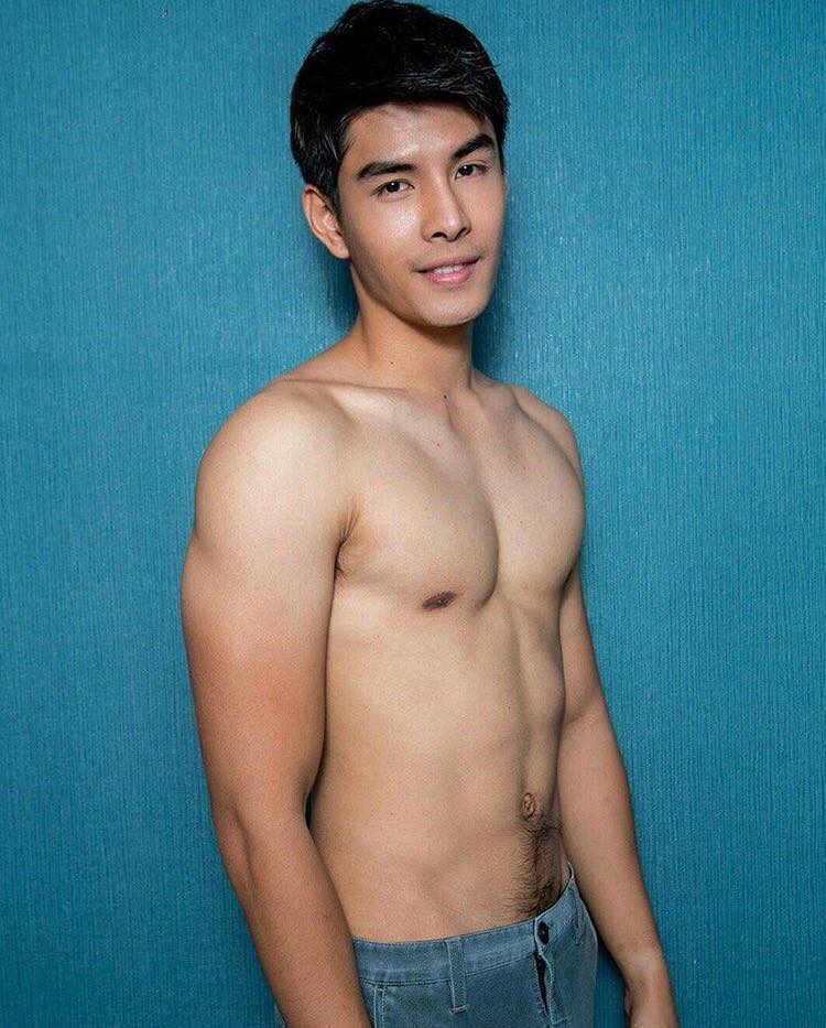 หล่อบ้างน่ารักบ้าง ๕๑