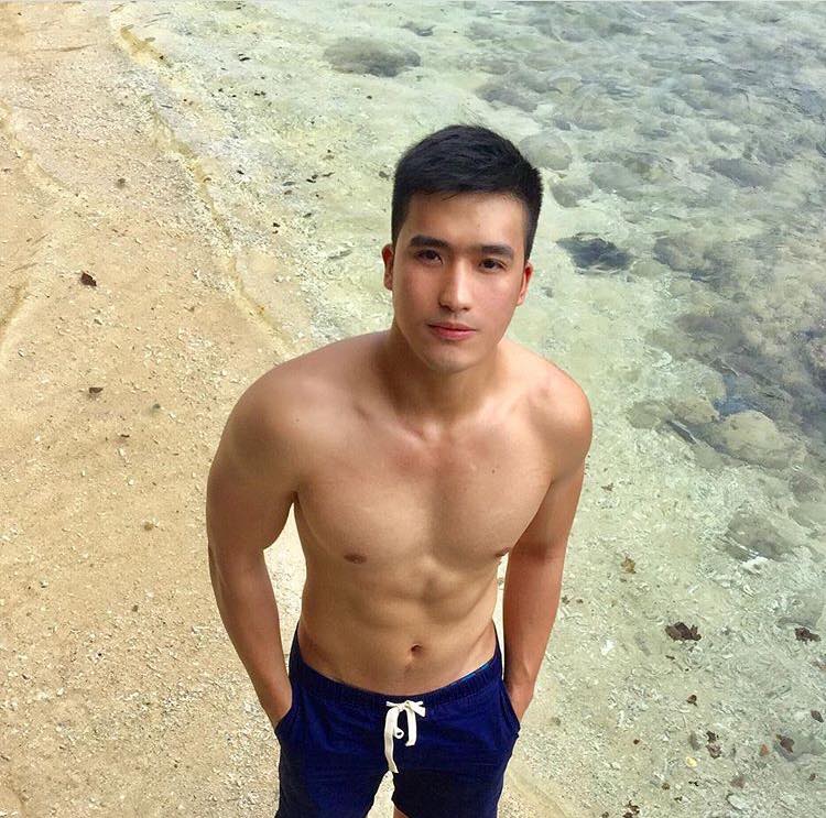 หล่อบ้างน่ารักบ้าง ๕๒