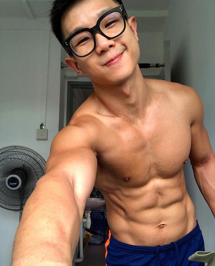 หล่อบ้างน่ารักบ้าง ๕๓