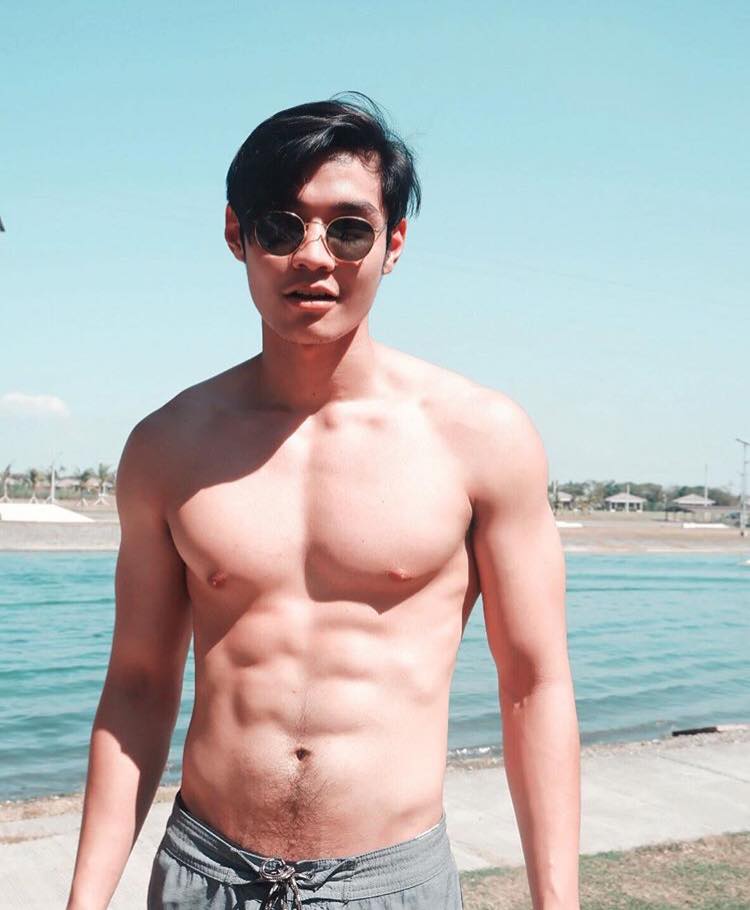 หล่อบ้างน่ารักบ้าง ๕๓