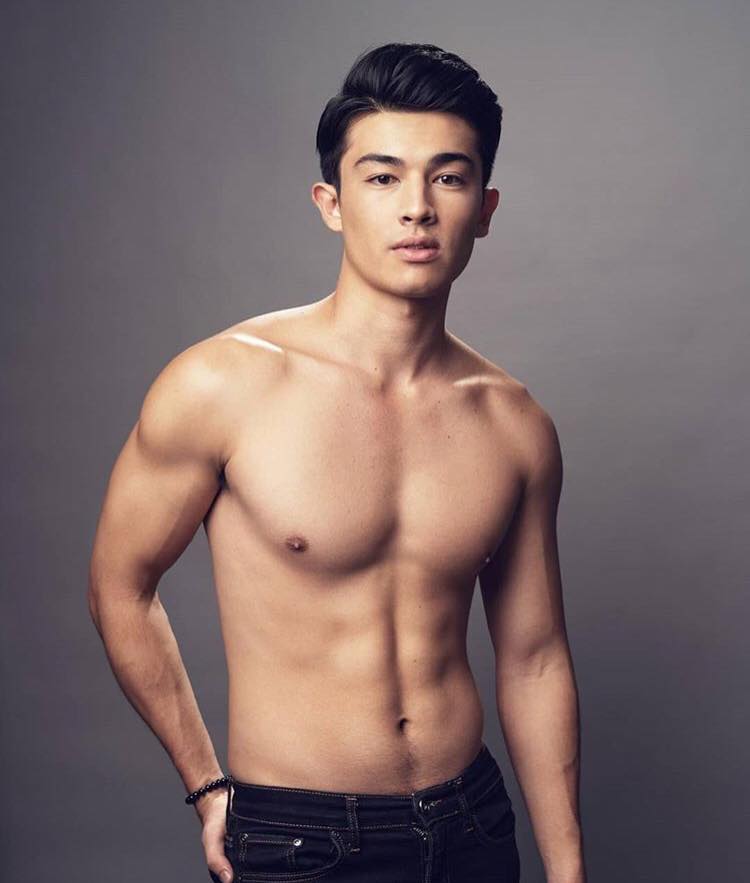 หล่อบ้างน่ารักบ้าง ๕๔