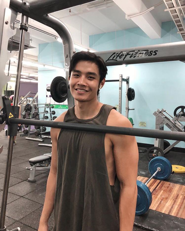 หล่อบ้างน่ารักบ้าง ๕๔