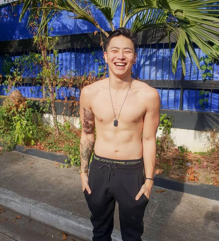 หล่อบ้างน่ารักบ้าง ๕๔