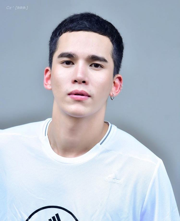 หล่อบ้างน่ารักบ้าง ๕๕