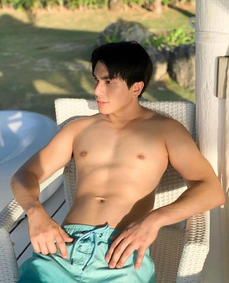 หล่อบ้างน่ารักบ้าง ๕๕