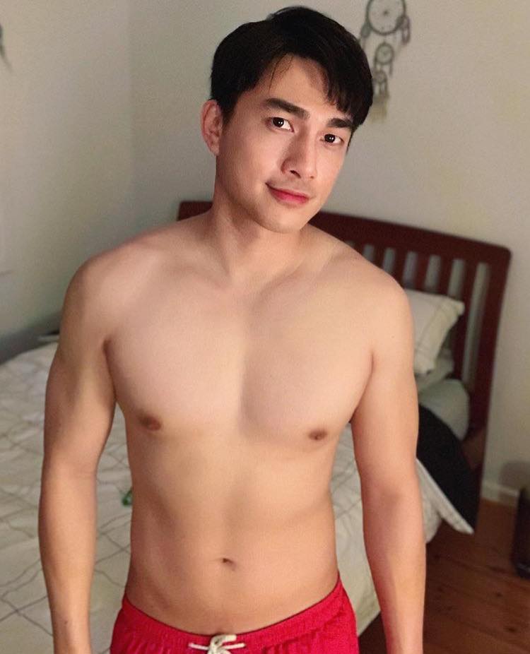 หล่อบ้างน่ารักบ้าง ๕๕