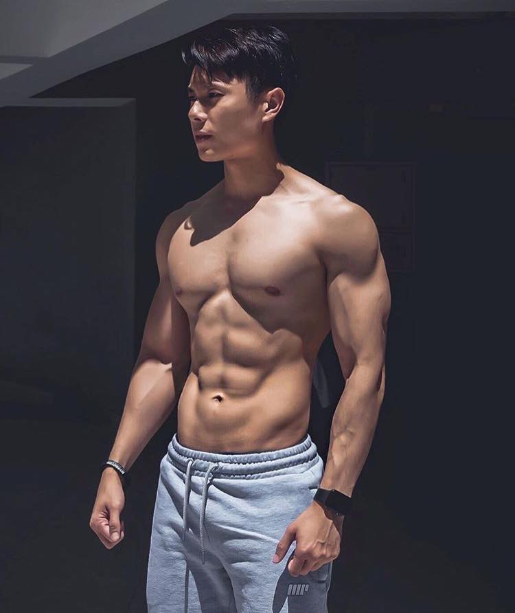 หล่อบ้างน่ารักบ้าง ๕๖