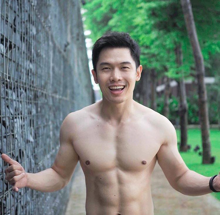 หล่อบ้างน่ารักบ้าง ๕๖