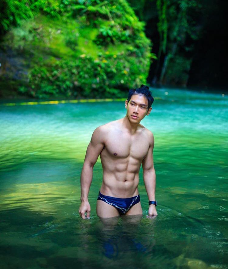 หล่อบ้างน่ารักบ้าง ๕๗