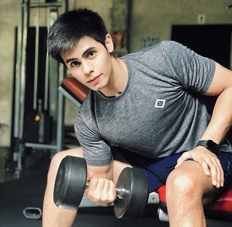 หล่อบ้างน่ารักบ้าง ๕๙
