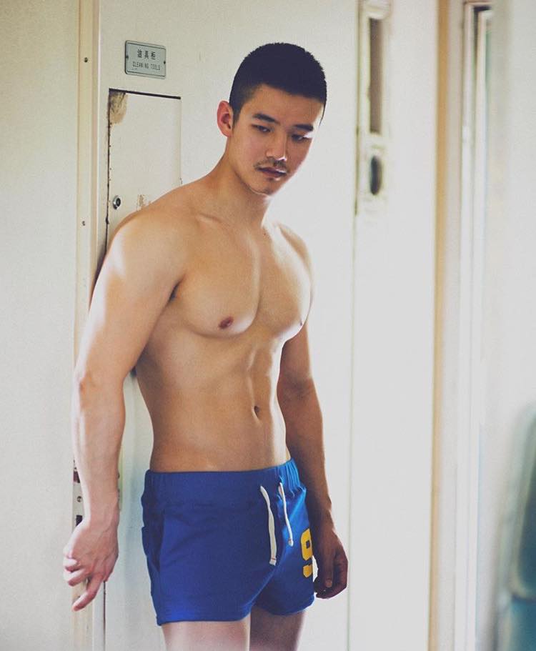 หล่อบ้างน่ารักบ้าง ๖๐