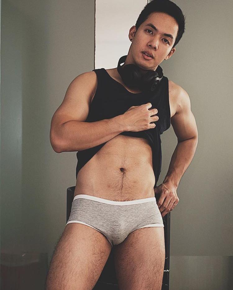 หล่อบ้างน่ารักบ้าง ๖๐