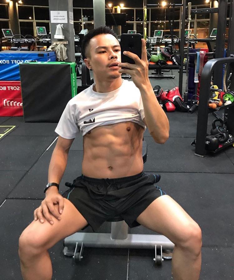 หล่อบ้างน่ารักบ้าง ๖๐
