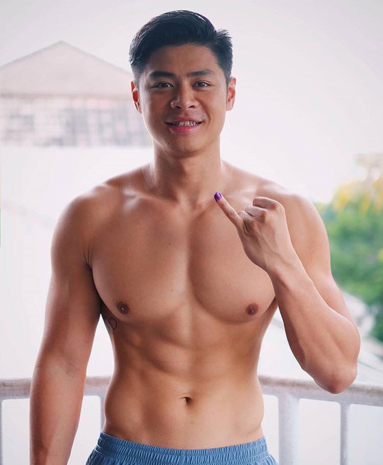 หล่อบ้างน่ารักบ้าง ๖๒