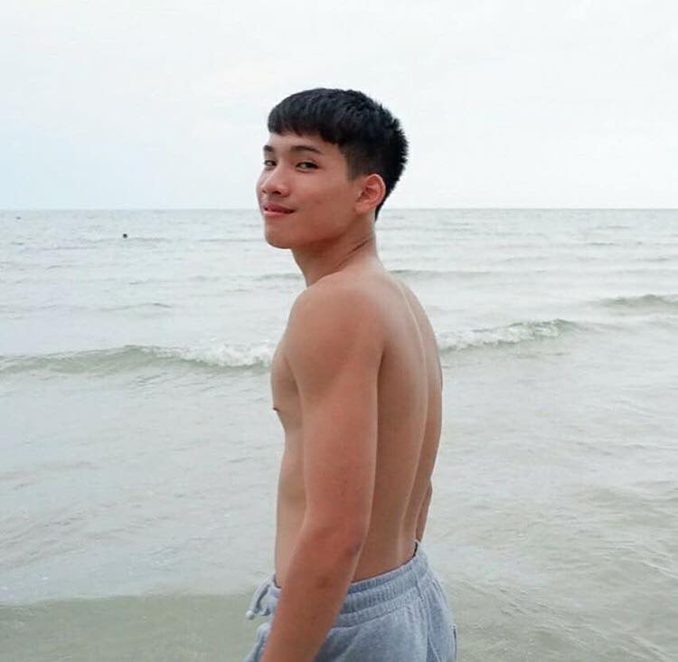 หล่อบ้างน่ารักบ้าง ๖๒