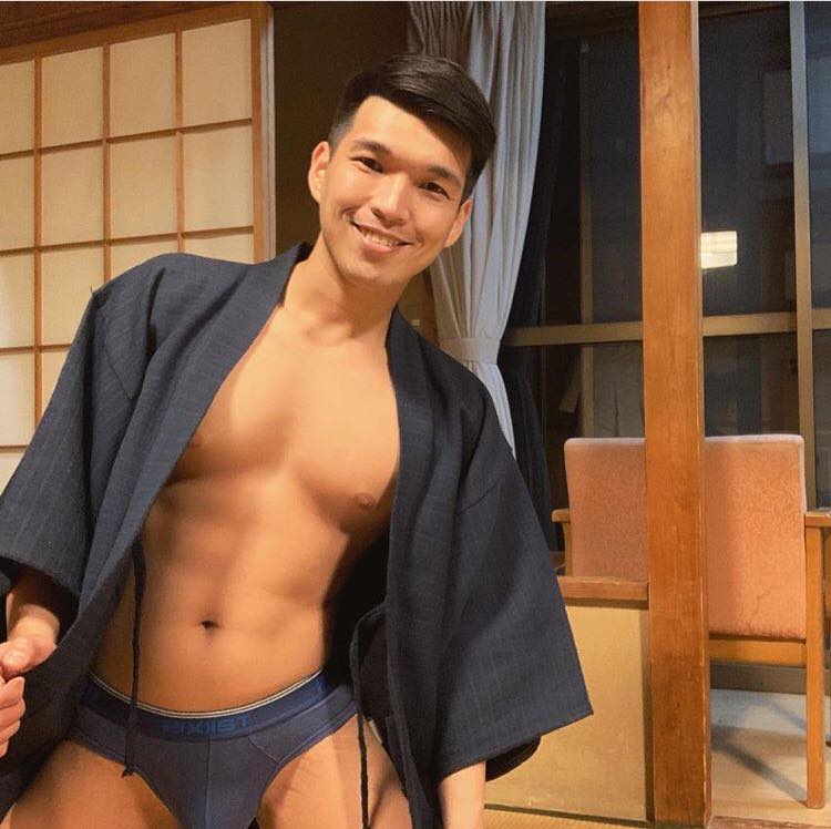 หล่อบ้างน่ารักบ้าง ๖๓