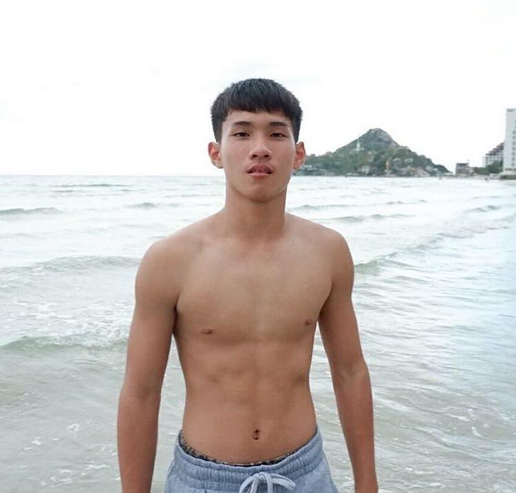 หล่อบ้างน่ารักบ้าง ๖๓