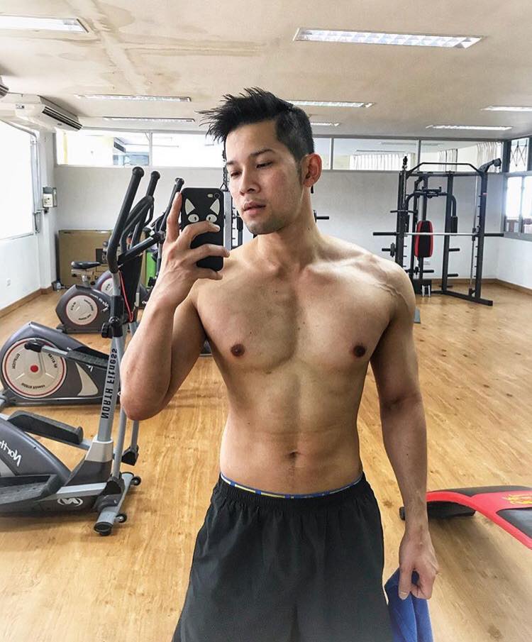 หล่อบ้างน่ารักบ้าง ๖๓