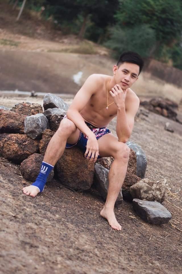 male body 122