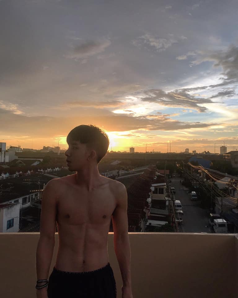 male body 122
