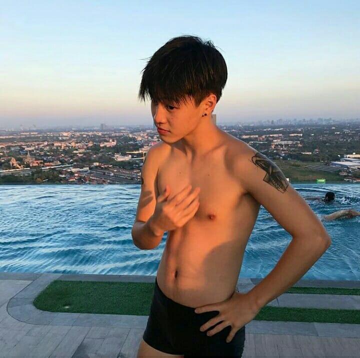 male body 124