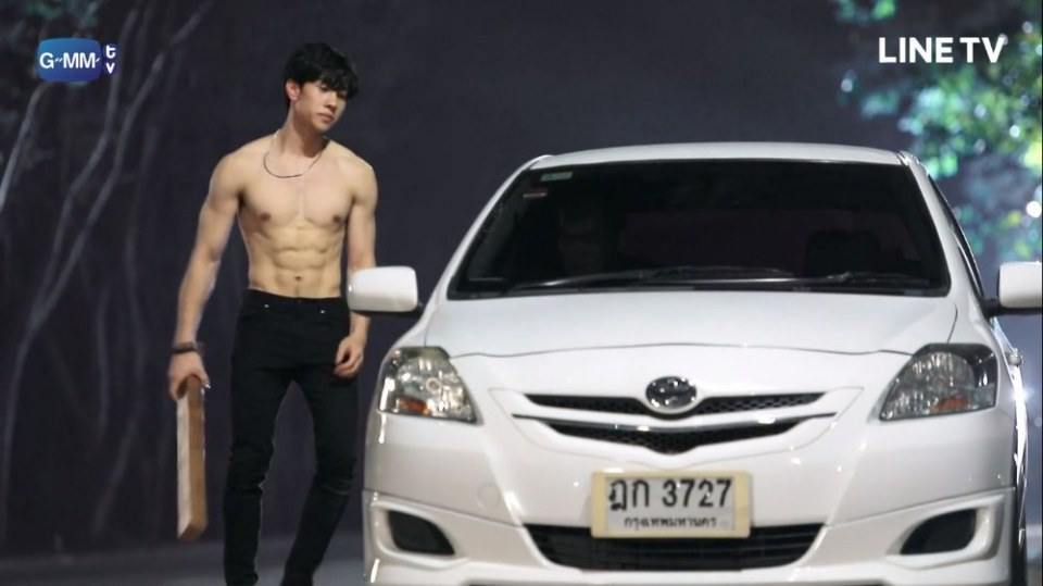 "ม่อน ธนัชชัย" ในซีรีส์ผู้ชายให้เช่า