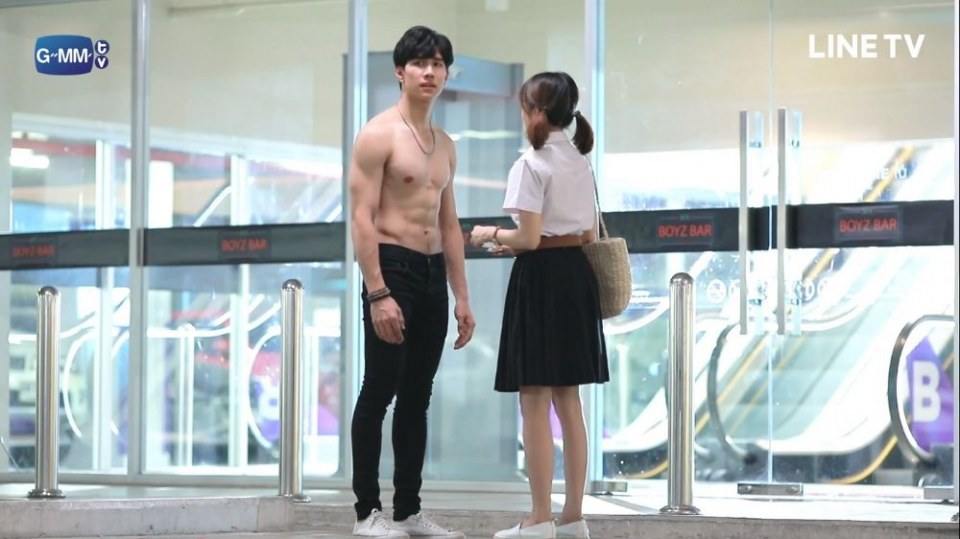 "ม่อน ธนัชชัย" ในซีรีส์ผู้ชายให้เช่า