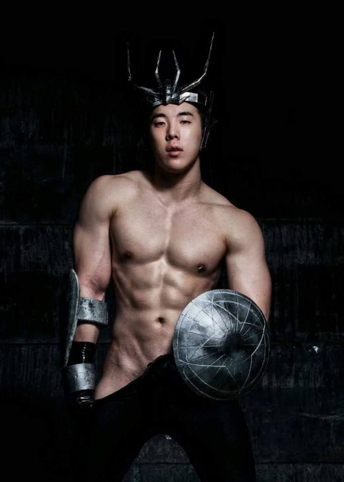 หนุ่มหล่อขึ้นปก 210