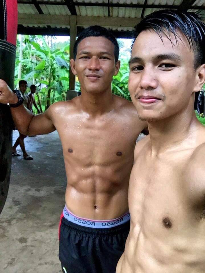 เด็กบ้านๆ